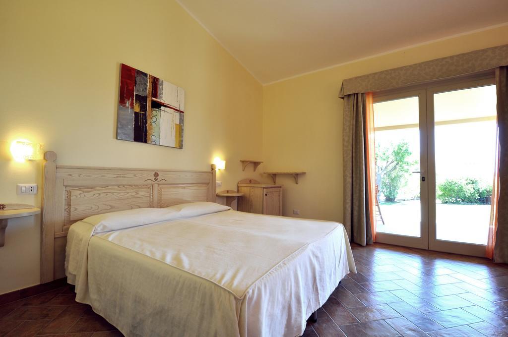 Affittacamere B&B La Villa Dei Graniti Villasimius Ruang foto