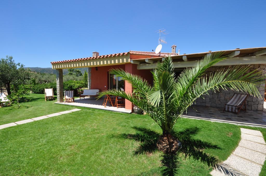 Affittacamere B&B La Villa Dei Graniti Villasimius Bagian luar foto